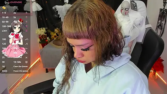 zoesullivan online show from 22, 10, 2025