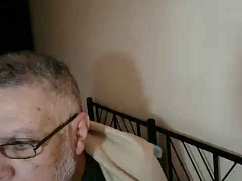 100Tauros online show from 30, 10, 2025