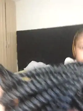 R-thequeen online show from 1, 4, 2026