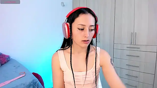 Snapshot of liaqueen610 chatting on 13, 12, 2024 liaqueen610 online show from 13, 12, 2024