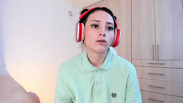 Snapshot of liaqueen610 chatting on 21, 12, 2024 liaqueen610 online show from 21, 12, 2024