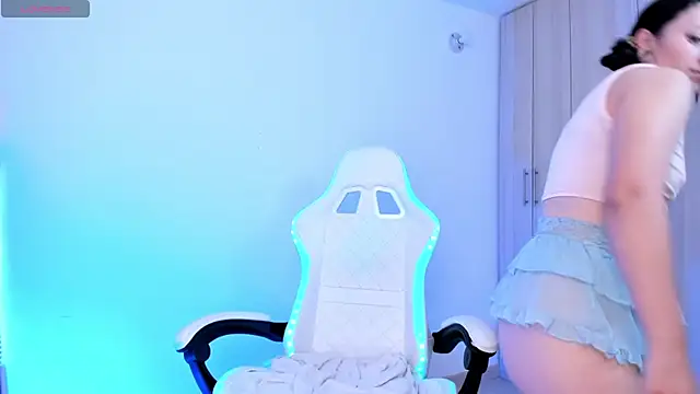 Snapshot of liaqueen610 chatting on 4, 2, 2025 liaqueen610 online show from 4, 2, 2025