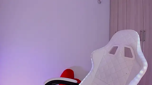 Snapshot of liaqueen610 chatting on 6, 2, 2025 liaqueen610 online show from 6, 2, 2025