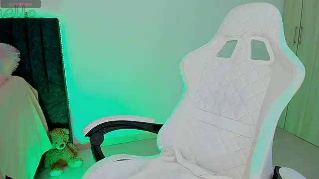 Snapshot of liaqueen610 chatting on 9, 2, 2025 liaqueen610 online show from 9, 2, 2025