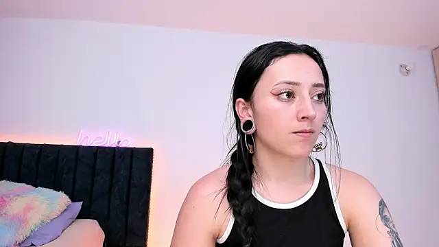 Snapshot of liaqueen610 chatting on 22, 2, 2025 liaqueen610 online show from 22, 2, 2025