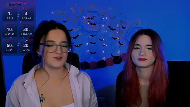 liana kisses online show from 30, 10, 2025