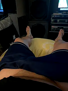 Snapshot of MatthewEmme chatting on 2, 10, 2025 MatthewEmme online show from 2, 10, 2025