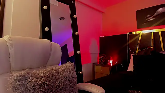 Snapshot of ChloeConnorr chatting on 22, 3, 2025 ChloeConnorr online show from 22, 3, 2025