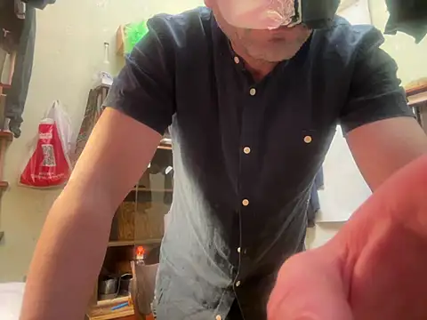 Ariel Ari online show from 25, 2, 2025