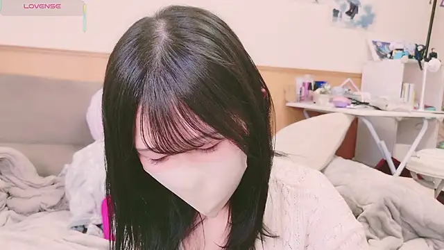 Conatsu online show from 27, 2, 2025