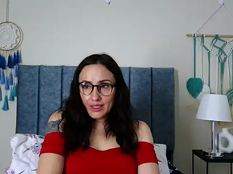 Snapshot of IberianMoonMK chatting on 27, 9, 2025 IberianMoonMK online show from 27, 9, 2025