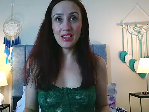 IberianMoonMK online show from 9, 2, 2026