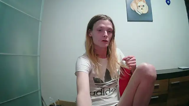 emma neko online show from 22, 3, 2026