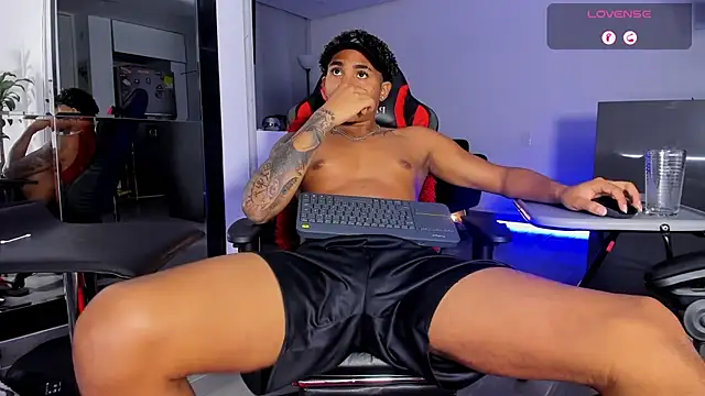 Snapshot of daikokuten_ chatting on 30, 1, 2025 daikokuten  online show from 30, 1, 2025