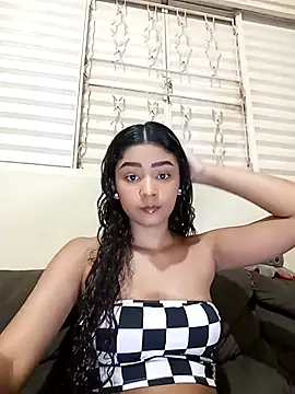 Snapshot of heleny901 chatting on 19, 2, 2025 heleny901 online show from 19, 2, 2025