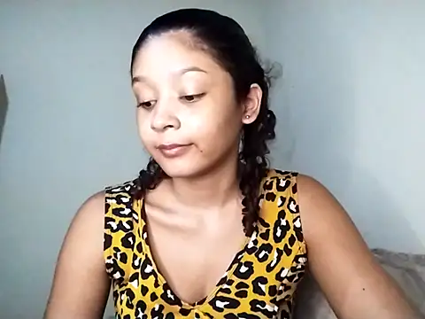 Snapshot of heleny901 chatting on 24, 2, 2025 heleny901 online show from 24, 2, 2025