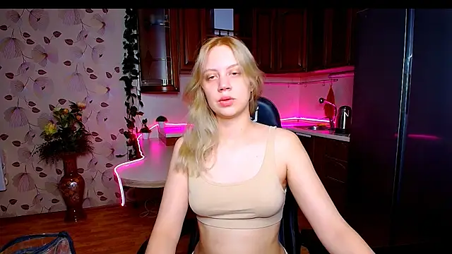 Snapshot of SexyNadi chatting on 19, 10, 2025 SexyNadi online show from 19, 10, 2025