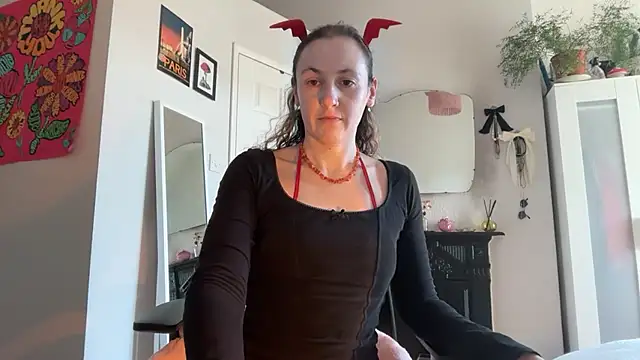 Littlelolo60 online show from 21, 11, 2025