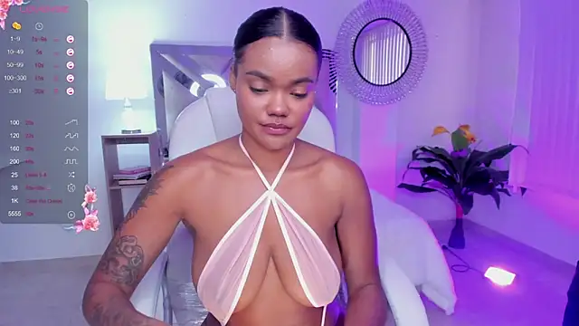 Snapshot of madisson_davon chatting on 30, 12, 2024 madisson davon online show from 30, 12, 2024