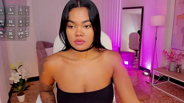 Snapshot of madisson_davon chatting on 11, 3, 2025 madisson davon online show from 11, 3, 2025