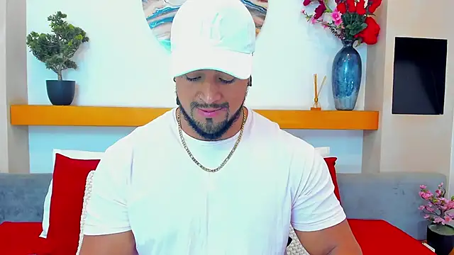 Snapshot of MikeEstevess chatting on 13, 6, 2026 MikeEstevess online show from 13, 6, 2026