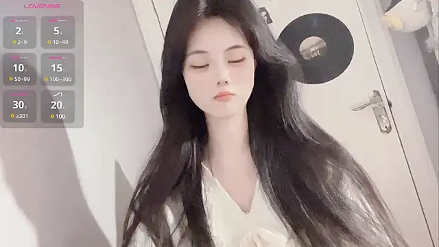 Qedgjwyz1 online show from 20, 2, 2025