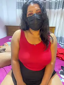 Snapshot of NOORA-GIRL chatting on 1, 2, 2026 NOORA-GIRL online show from 1, 2, 2026