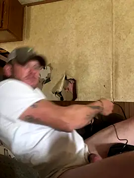 Snapshot of curvedcock8666 chatting on 17, 11, 2025 curvedcock8666 online show from 17, 11, 2025