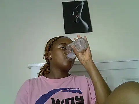 Snapshot of _nightnurse chatting on 4, 12, 2024 nightnurse online show from 4, 12, 2024