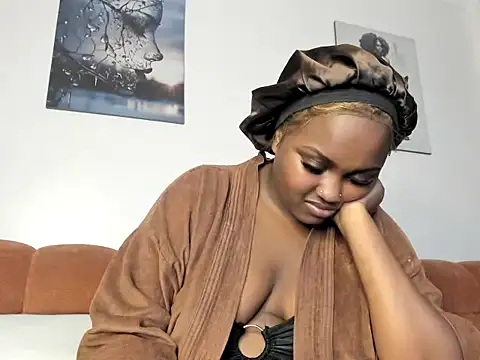 Snapshot of _nightnurse chatting on 19, 11, 2025 nightnurse online show from 19, 11, 2025