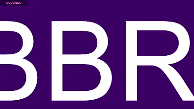 Snapshot of UniversitygirlQS chatting on 27, 12, 2024 UniversitygirlQS online show from 27, 12, 2024