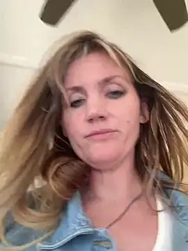 Snapshot of foreverzays chatting on 2, 3, 2026 foreverzays online show from 2, 3, 2026