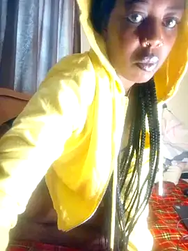 Snapshot of pretty-eyes23 chatting on 13, 11, 2025 pretty-eyes23 online show from 13, 11, 2025