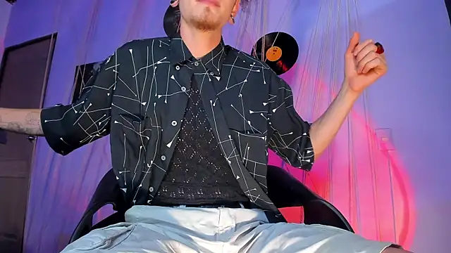 MrShaggy online show from 24, 1, 2025