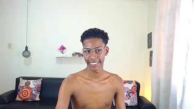 maiki18  online show from 30, 1, 2025