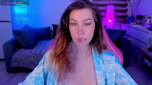 tenderdreams online show from 3, 12, 2025