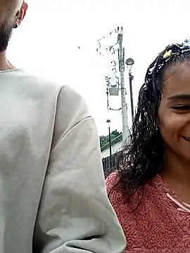 Snapshot of Leslly_ chatting on 20, 9, 2025 Leslly online show from 20, 9, 2025