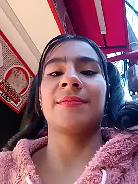 Snapshot of Leslly_ chatting on 26, 9, 2025 Leslly online show from 26, 9, 2025