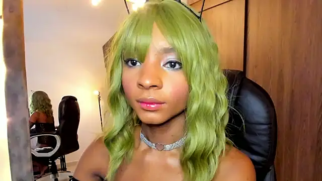 alikahouston4 online show from 1, 2, 2025