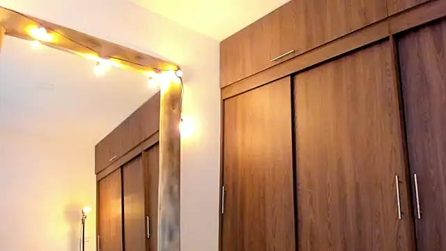 alikahouston4 online show from 11, 2, 2025