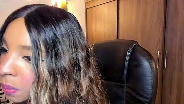 alikahouston4 online show from 13, 3, 2025