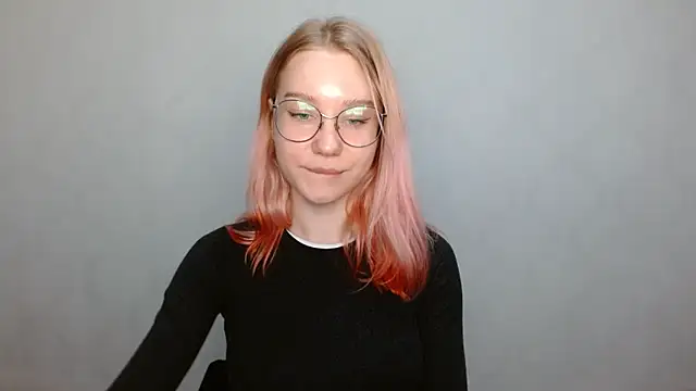 Snapshot of cindi_hot chatting on 14, 12, 2024 cindi hot online show from 14, 12, 2024