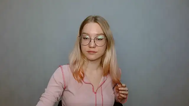 Snapshot of cindi_hot chatting on 19, 1, 2025 cindi hot online show from 19, 1, 2025