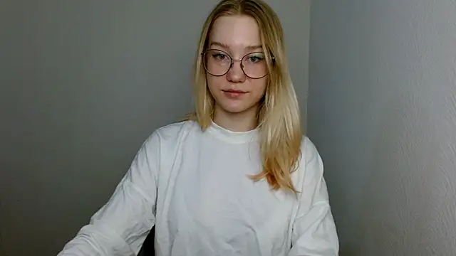 Snapshot of cindi_hot chatting on 17, 3, 2025 cindi hot online show from 17, 3, 2025