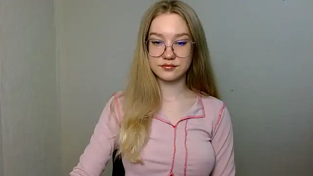 cindi hot online show from 17, 6, 2026