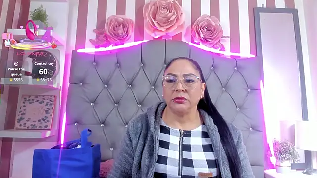 Gina Myers online show from 30, 10, 2025