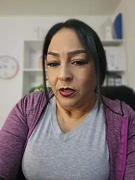 Snapshot of Gina_Myers chatting on 28, 6, 2026 Gina Myers online show from 28, 6, 2026