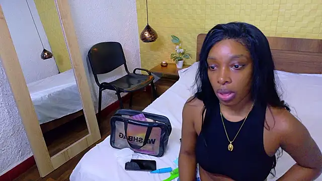 Shamiraa moore online show from 3, 2, 2026