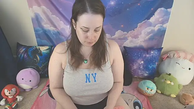 Snapshot of MilkyBunny chatting on 28, 4, 2026 MilkyBunny online show from 28, 4, 2026