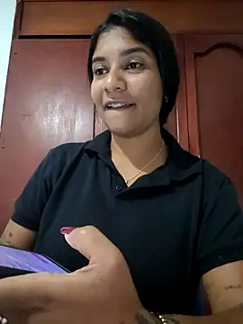 Snapshot of Sofythom1 chatting on 5, 5, 2026 Sofythom1 online show from 5, 5, 2026